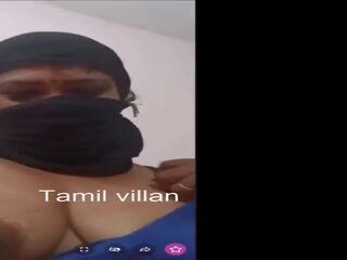 Tamil ป้า แสดง เธอ smashing ร่างกาย การเต้น